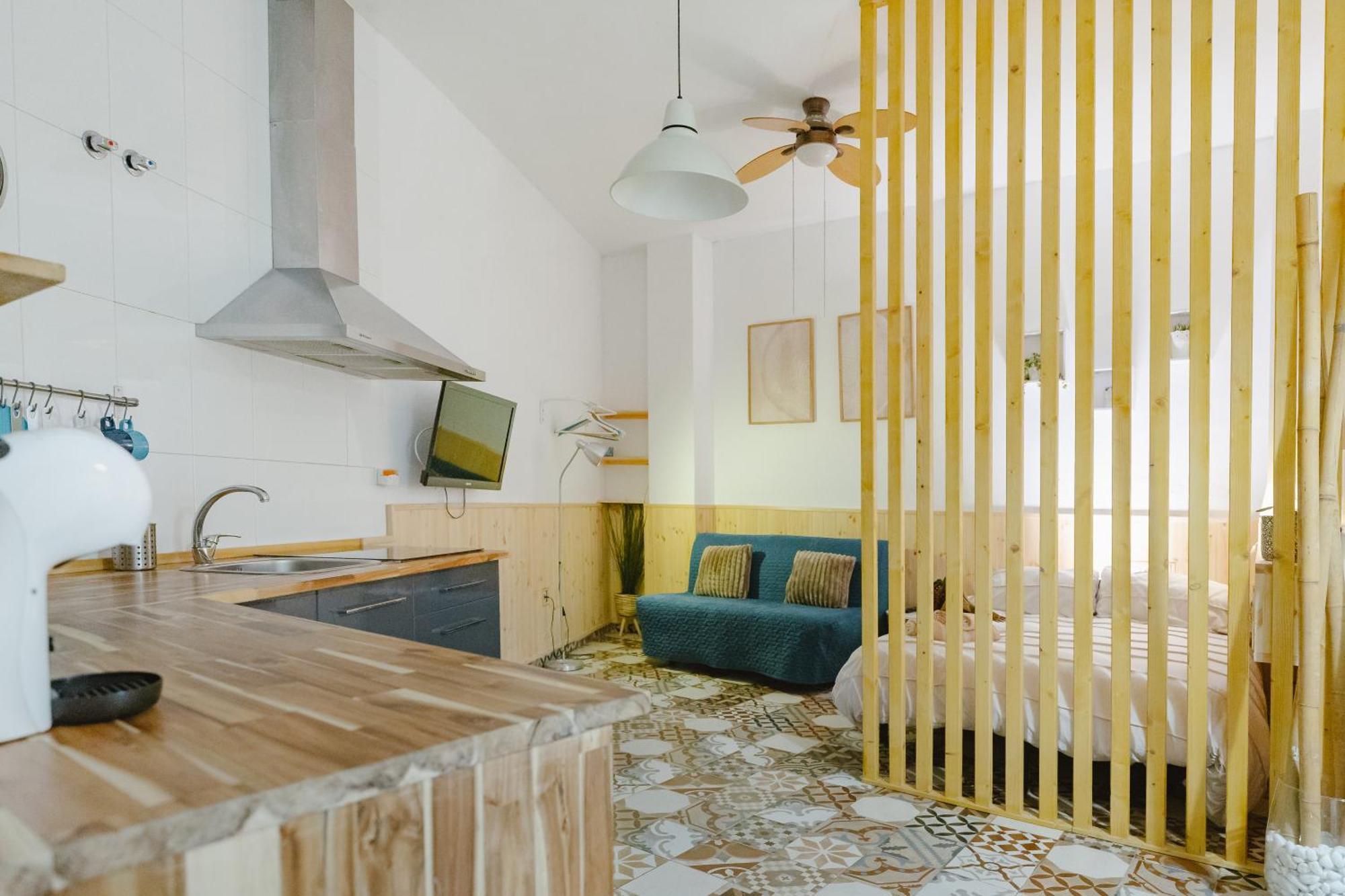 Letsmalaga - Lovely Studio In Malaga Centre Eksteriør bilde